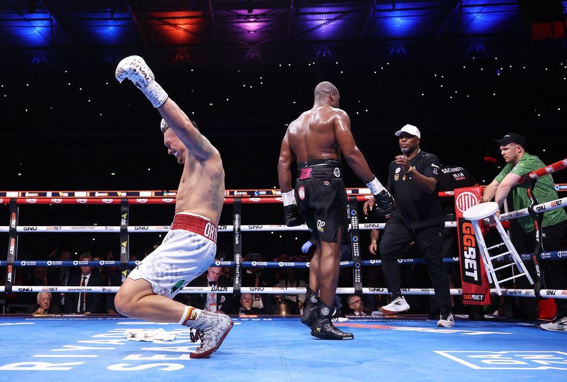 Usyk Defeats Dubois in Fifth-Round TKO to Reclaim Undisputed Heavyweight Crown