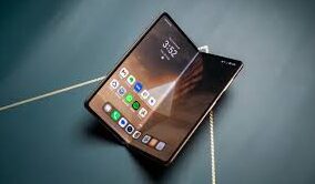 Honor Magic V5 Review Stunning Foldable Hardware, Frustrating Software
