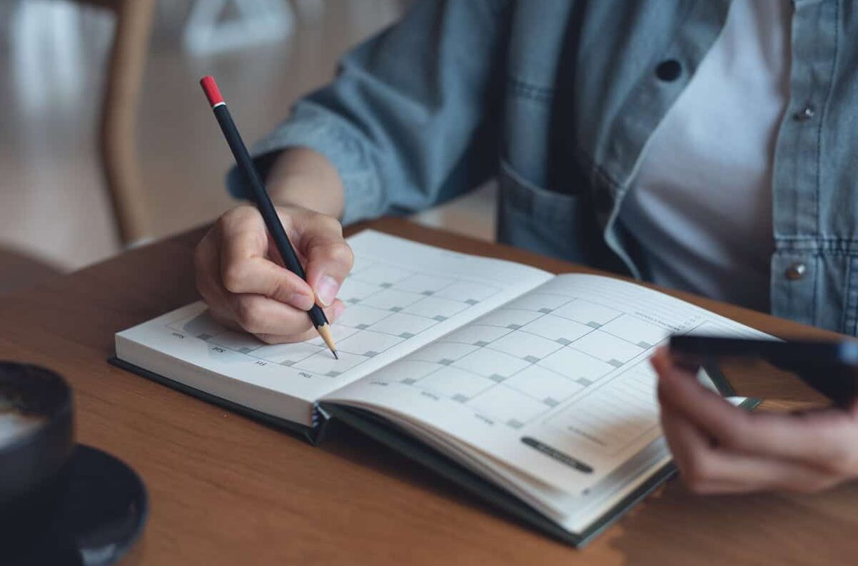 US Moves to Slash Student Visa Duration Is This the End of “Forever” Students