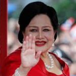 Thailand's Queen Mother Srikat Dies at 93